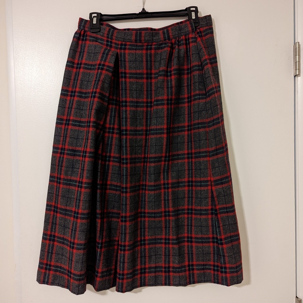 Vintage Plaid Pleated Skirt